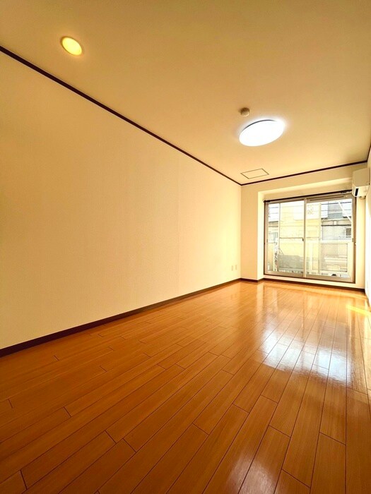 物件内観写真5　(居室)