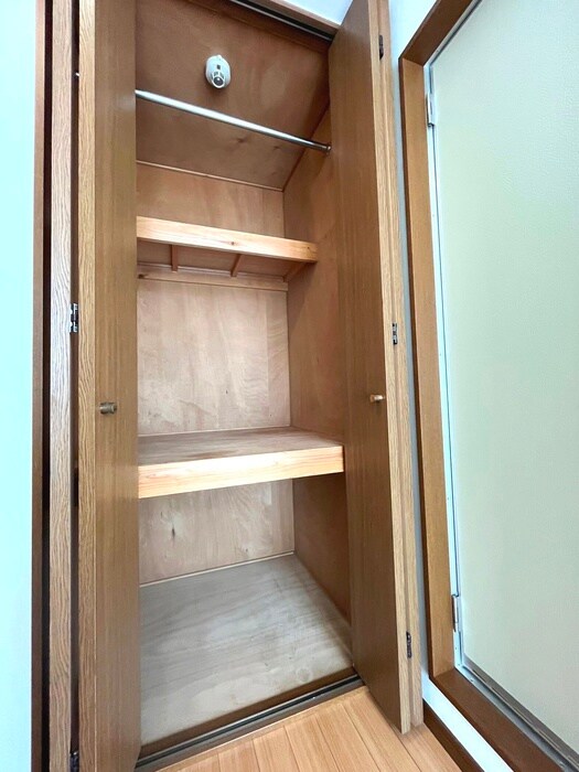 物件内観写真15　(収納)