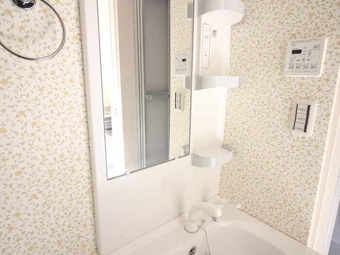 物件内観写真11　(洗面)