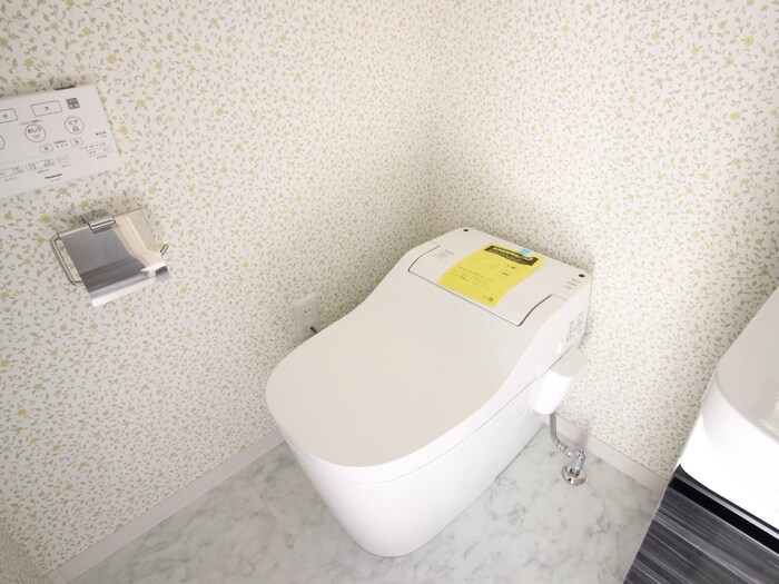 物件内観写真13　(トイレ)