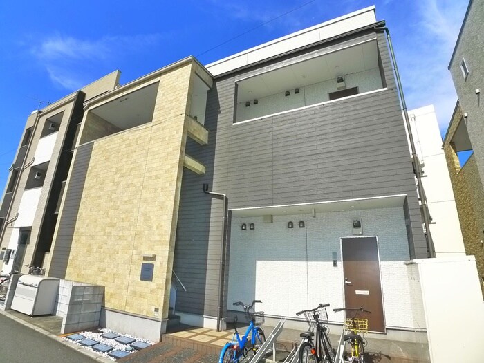 物件外観写真1　(外観写真)