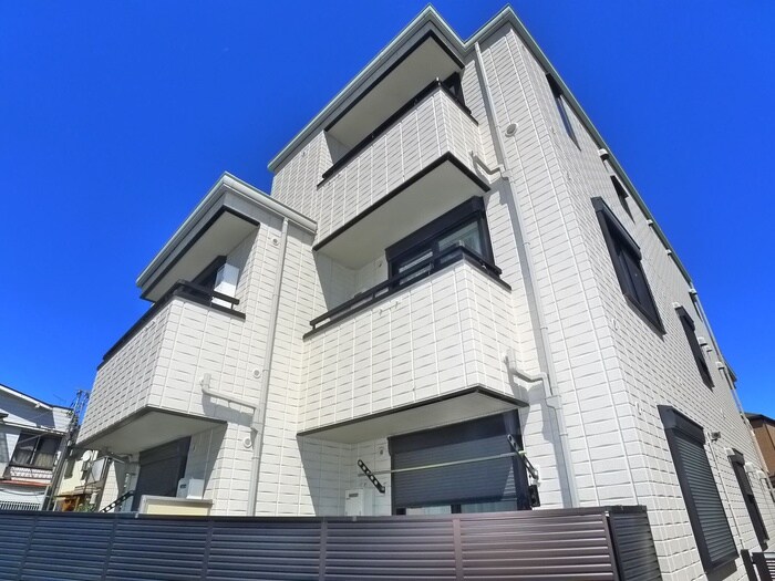 カーサ　デュオの物件外観写真