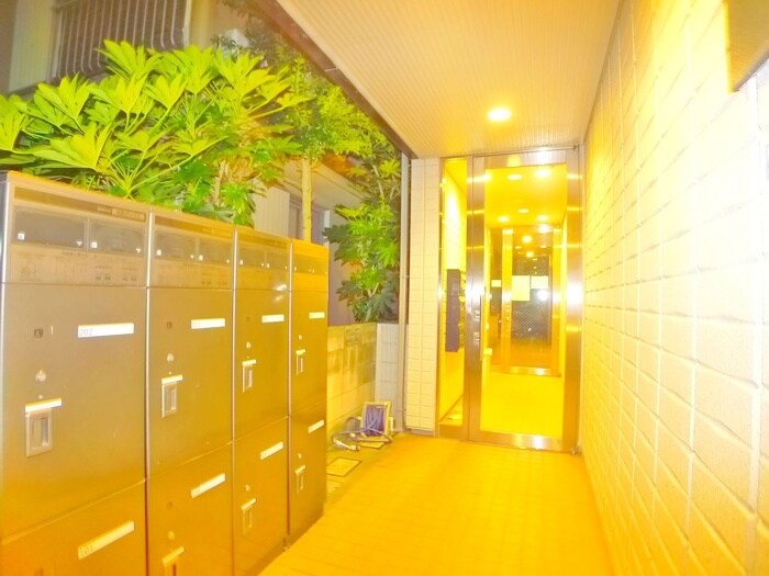 物件外観写真4　(建物設備)