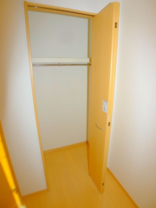 物件内観写真12　(収納)