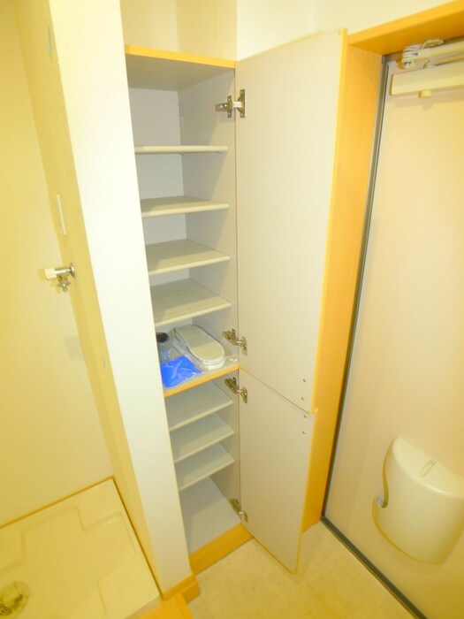 物件内観写真17　(靴箱)