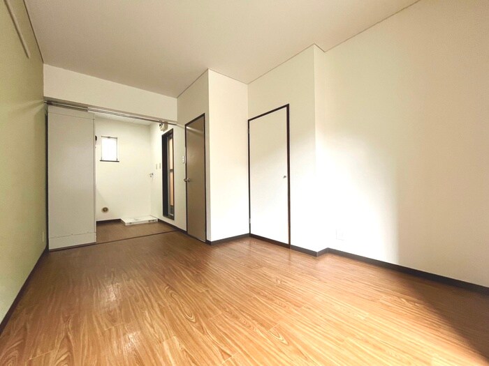 物件内観写真7　(居室)