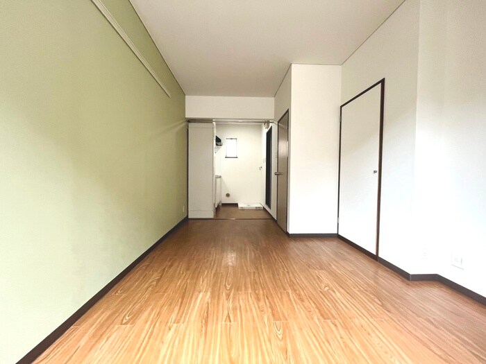 物件内観写真8　(居室)