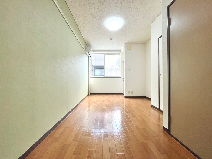 物件内観写真9　(居室)