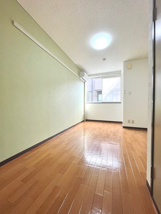 物件内観写真11　(居室)