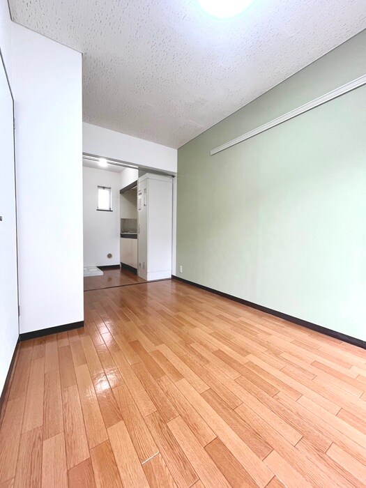 物件内観写真12　(居室)