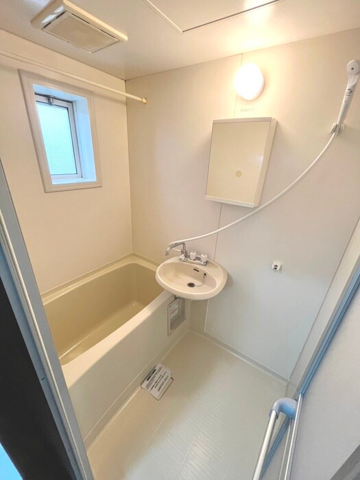 物件内観写真13　(バス／シャワールーム等)