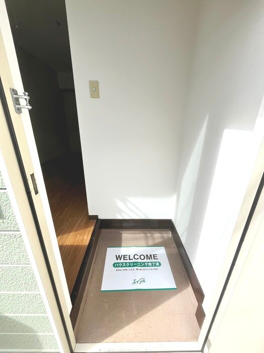 物件内観写真19　(玄関)