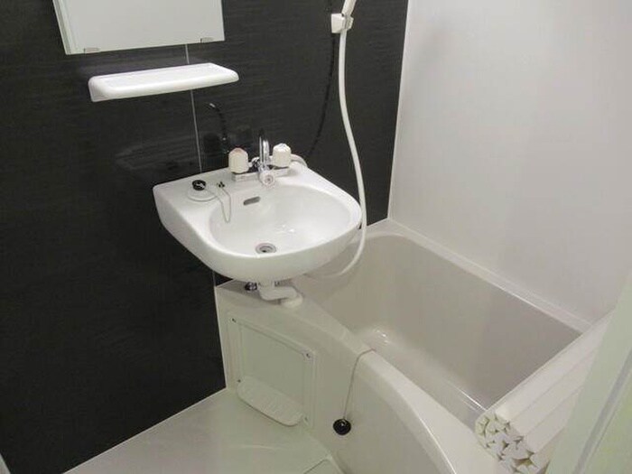 物件内観写真6　(バス／シャワールーム等)