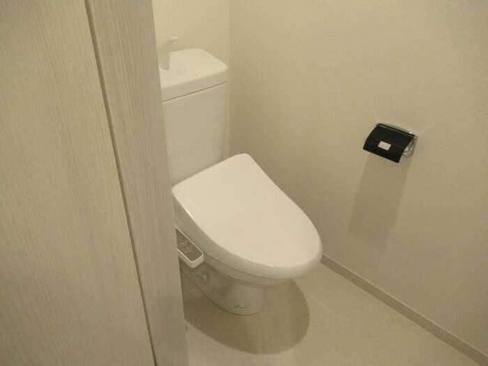 物件内観写真7　(トイレ)