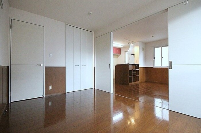 物件内観写真10　(居室)