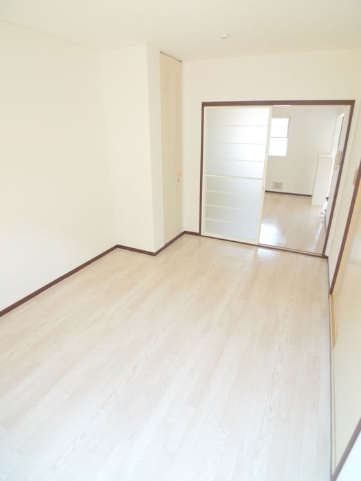 ドミ－ル・エントピアの居室