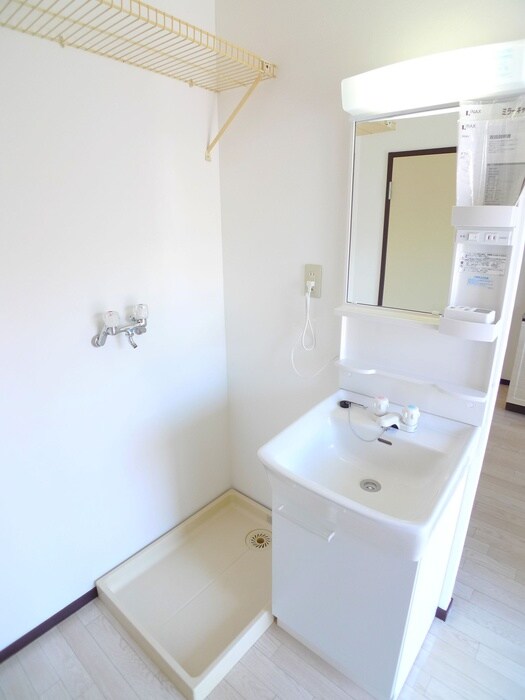 ドミ－ル・エントピアの洗面