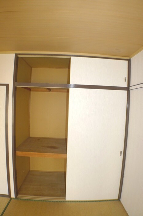 物件内観写真18　(収納)