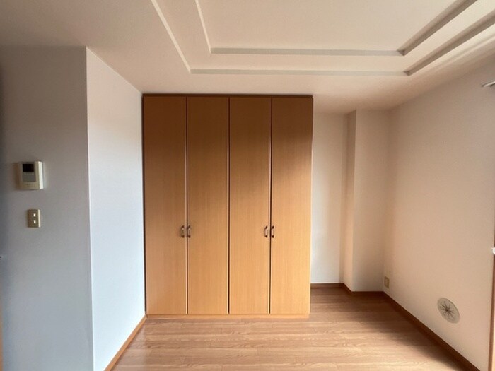 物件内観写真18　(収納)