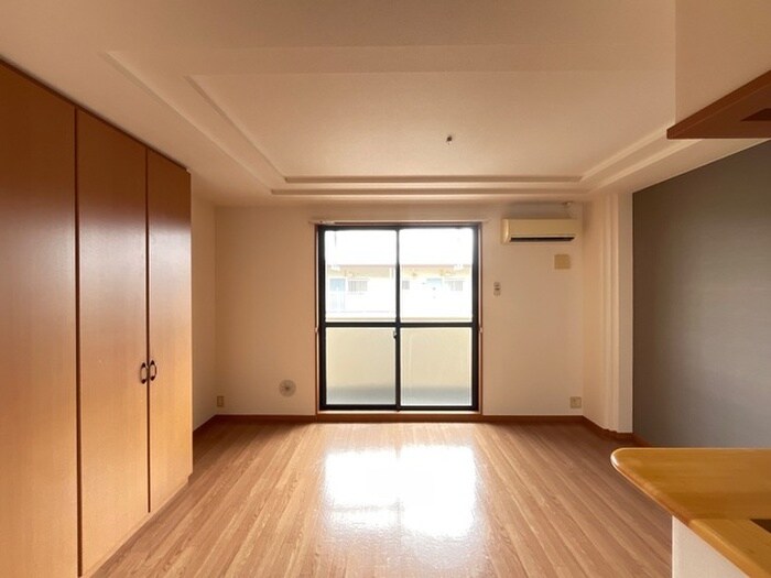 物件内観写真22　(居室)