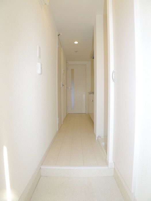 物件内観写真20　(玄関)