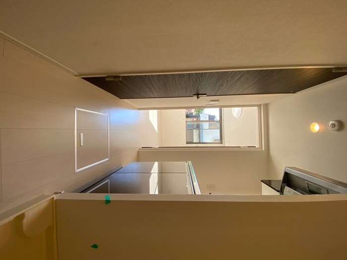 物件内観写真16　(廊下)