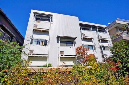 朋悠館外観写真