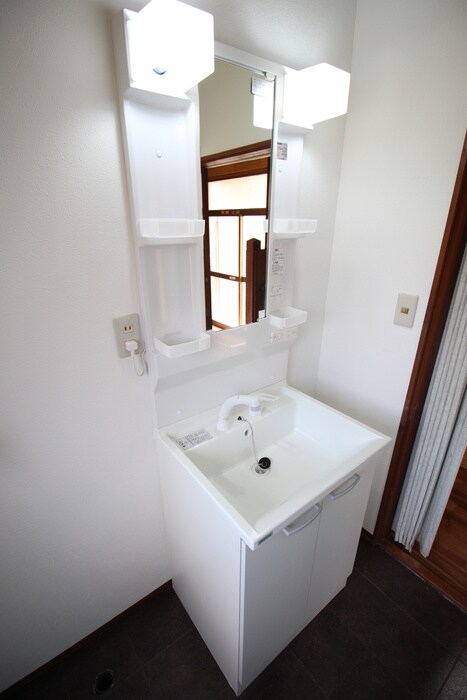 物件内観写真10　(洗面)