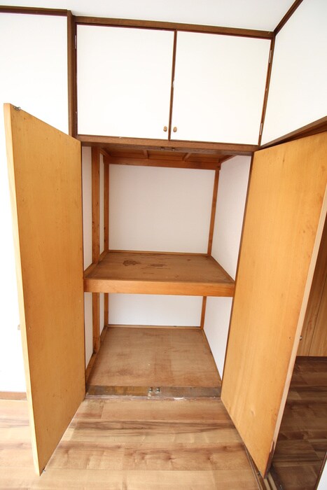 物件内観写真21　(収納)