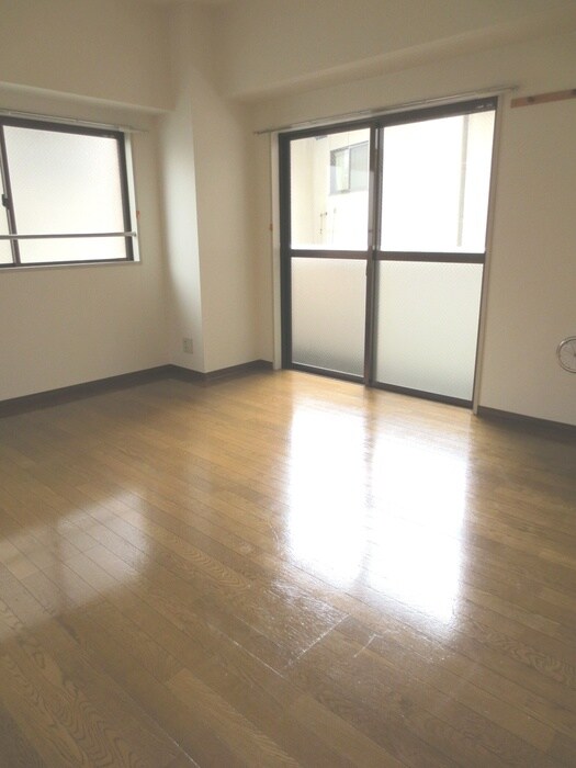 物件内観写真5　(居室)