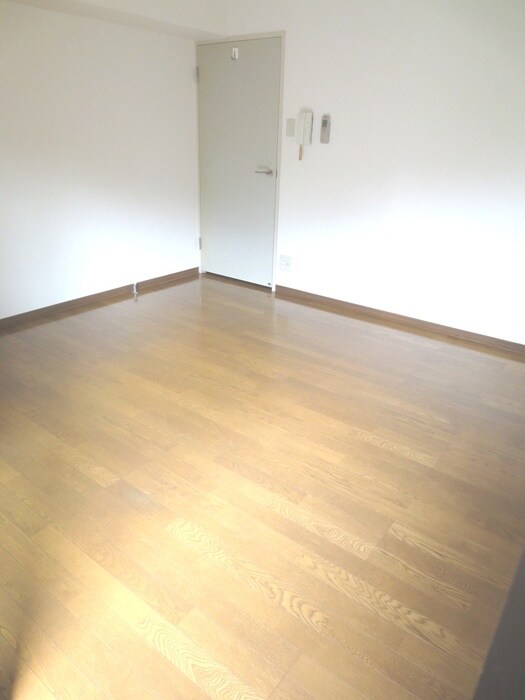 物件内観写真6　(ベランダ・バルコニー)