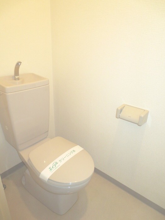 物件内観写真9　(トイレ)