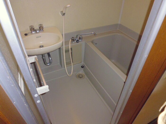 物件内観写真8　(バス／シャワールーム等)