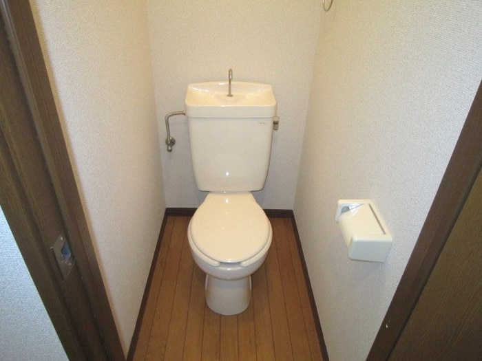 物件内観写真9　(トイレ)