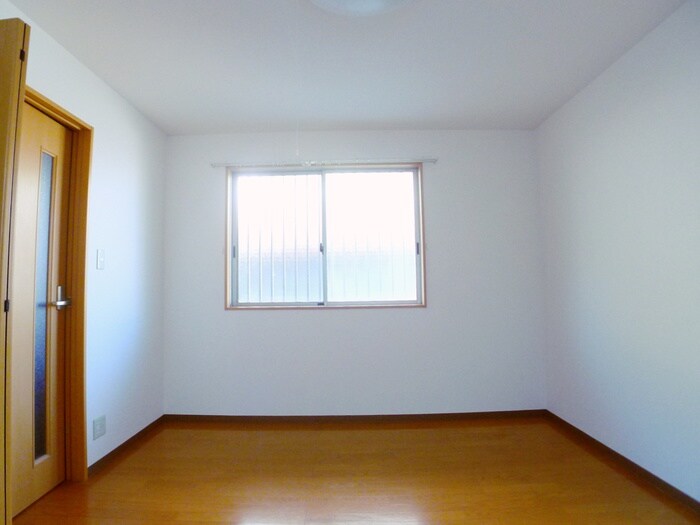 物件内観写真9　(居室)