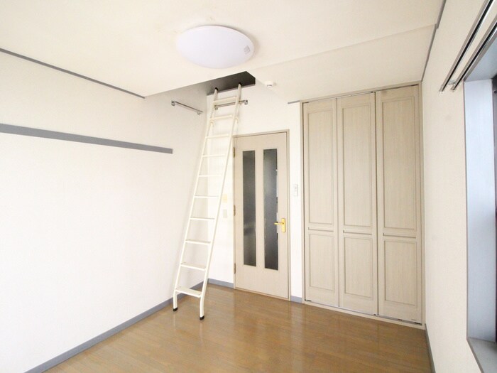 物件内観写真8　(居室)