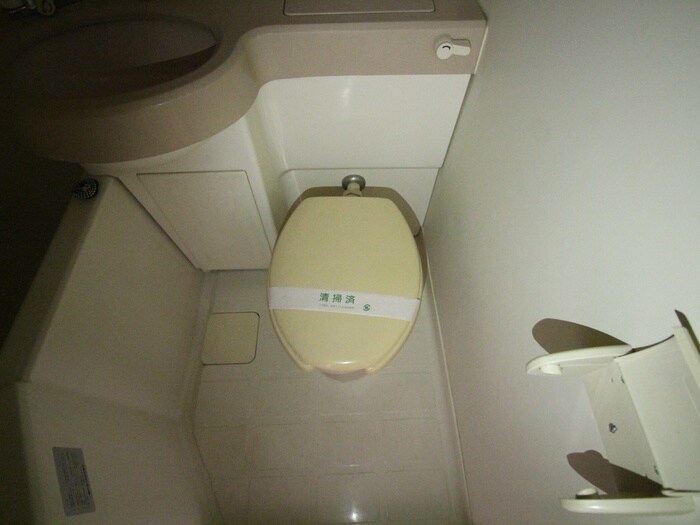 物件内観写真12　(トイレ)