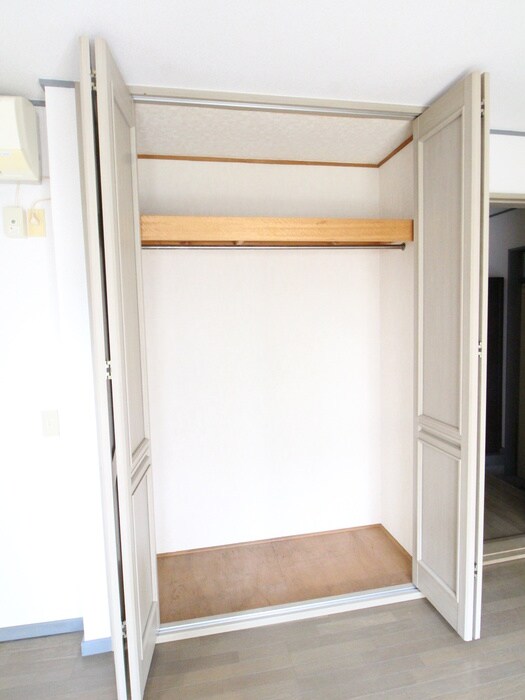 物件内観写真15　(収納)