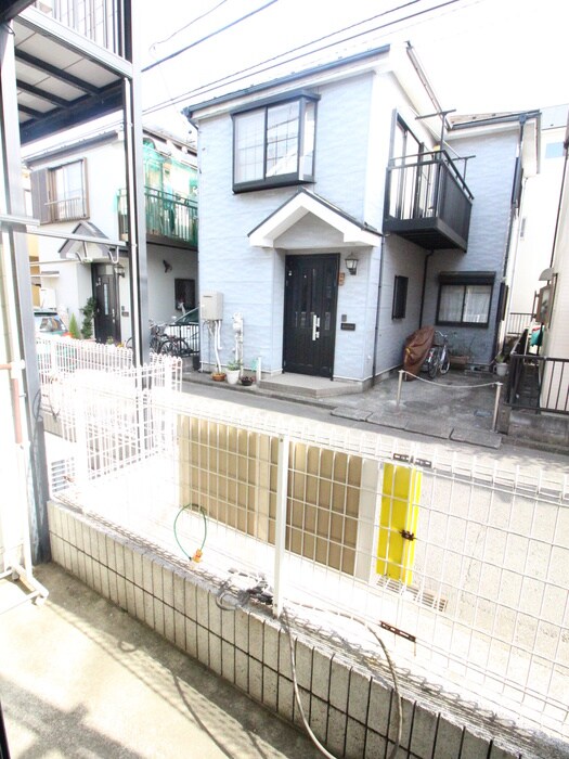 物件内観写真16　(室内からの展望)