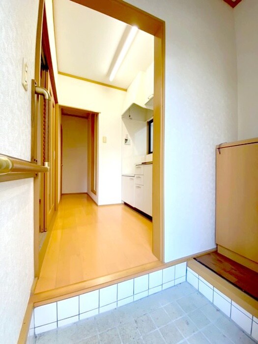 物件内観写真21　(廊下)