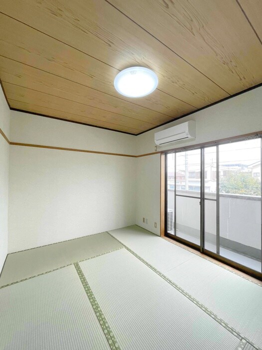 物件内観写真8　(居室)