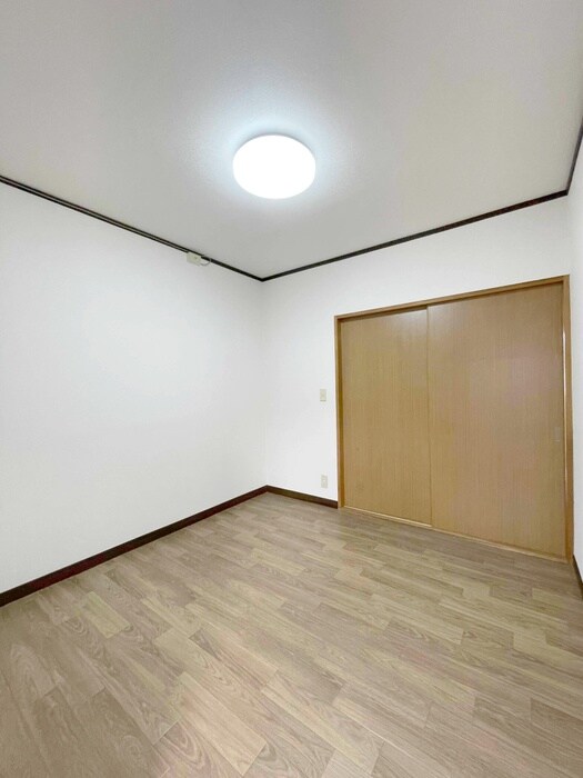 物件内観写真14　(居室)