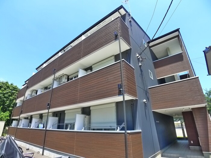 物件外観写真1　(外観写真)