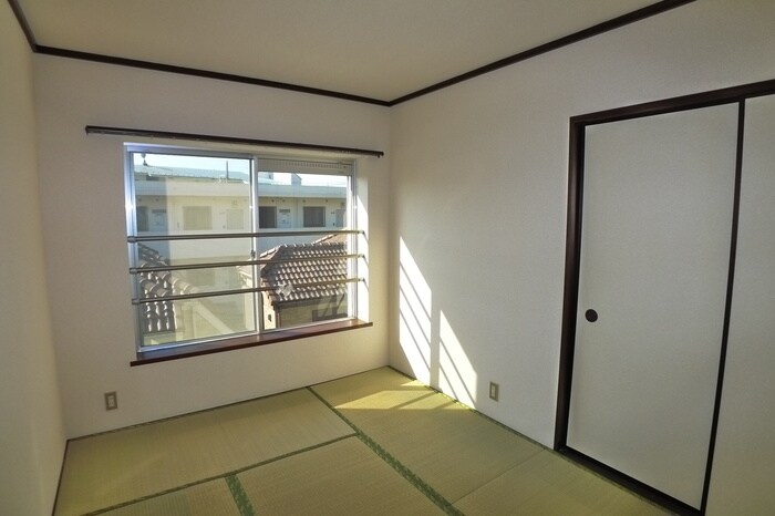 物件内観写真11　(居室)