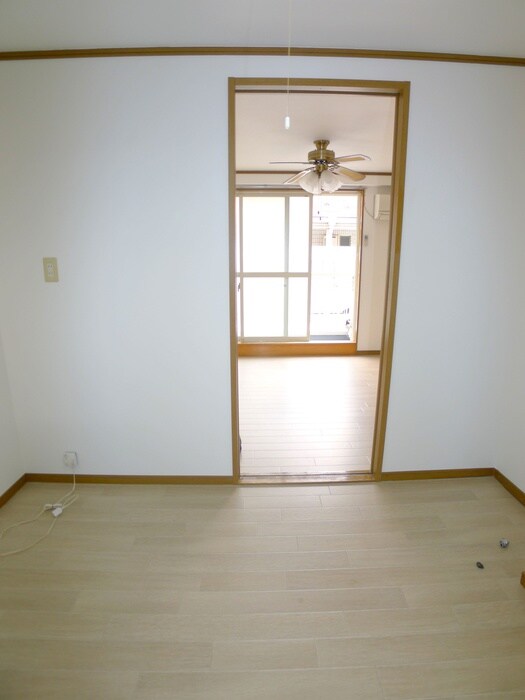 物件内観写真14　(内観写真)