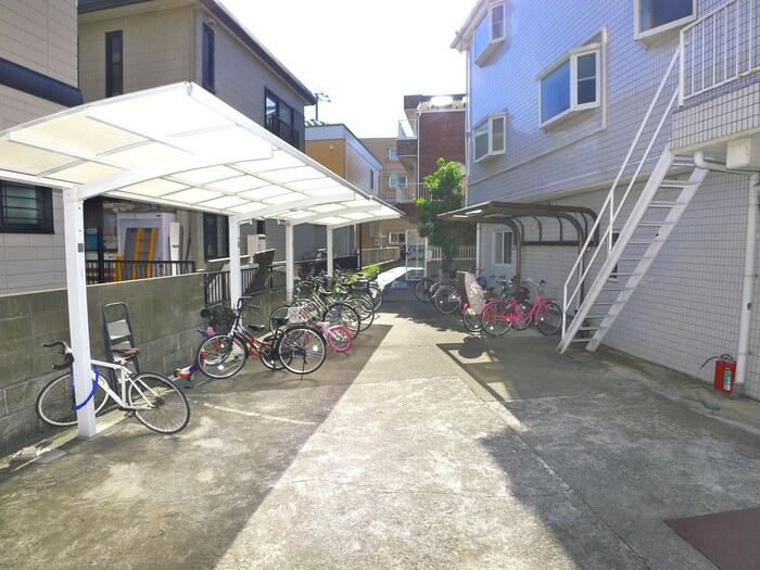 物件内観写真22　(室内からの展望)