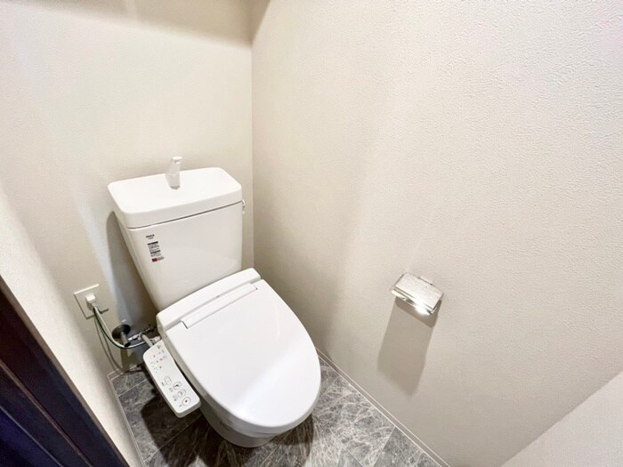 物件内観写真16　(トイレ)