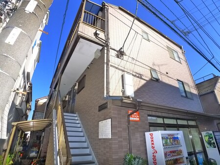 メゾンマリーナ外観写真