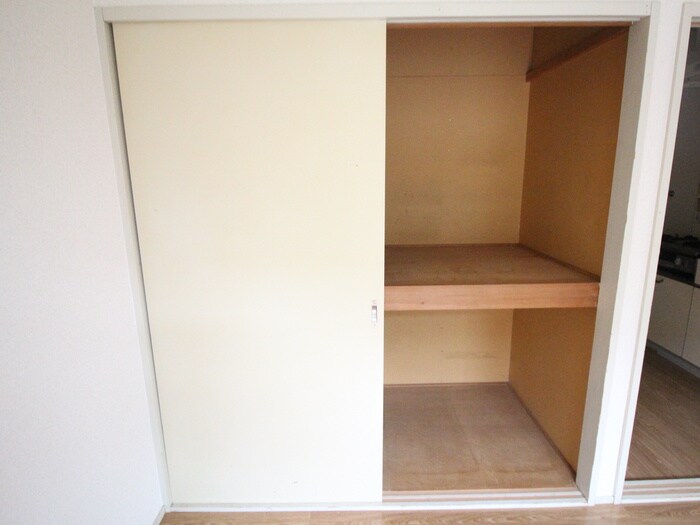 物件内観写真13　(収納)