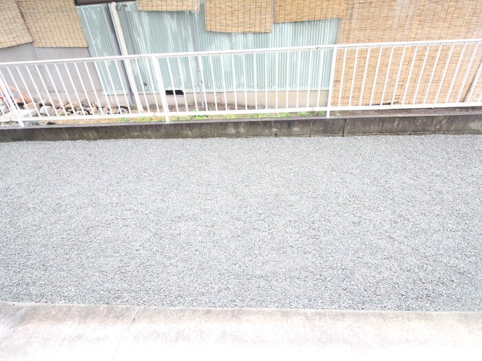 物件内観写真20　(室内からの展望)